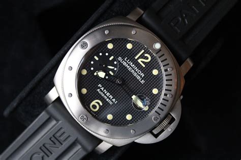 panerai pam 025 movement|Panerai submersible pam 25.